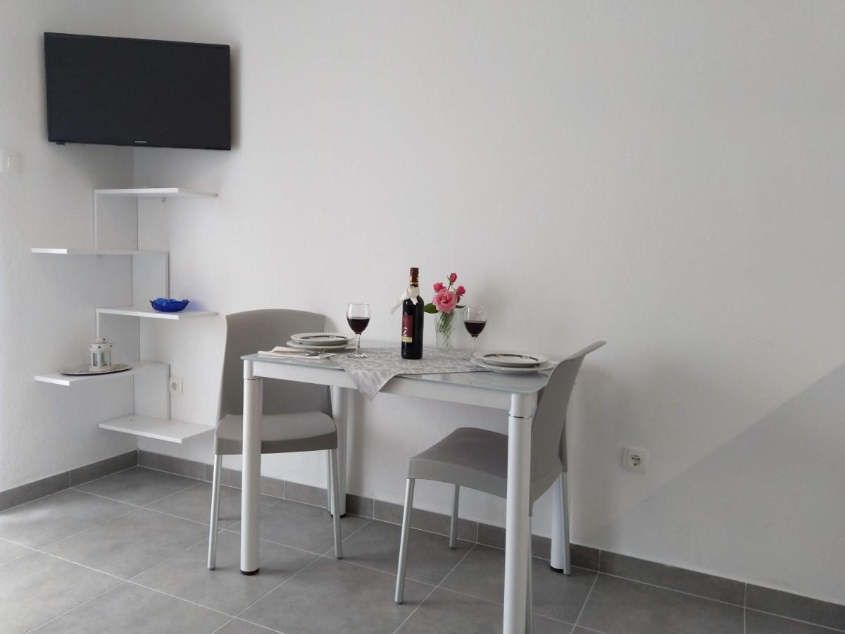Apartmani Ines Drasnice Buitenkant foto